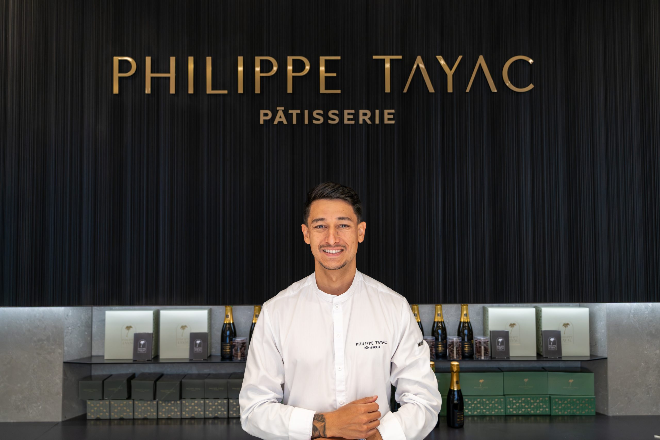 Lire la suite à propos de l’article Philippe Tayac, le nouveau prodige de la pâtisserie française s’installe à Monaco