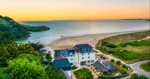 Lire la suite à propos de l’article L’Hôtel de la Plage****, un siècle d’élégance sur la Côte Bretonne