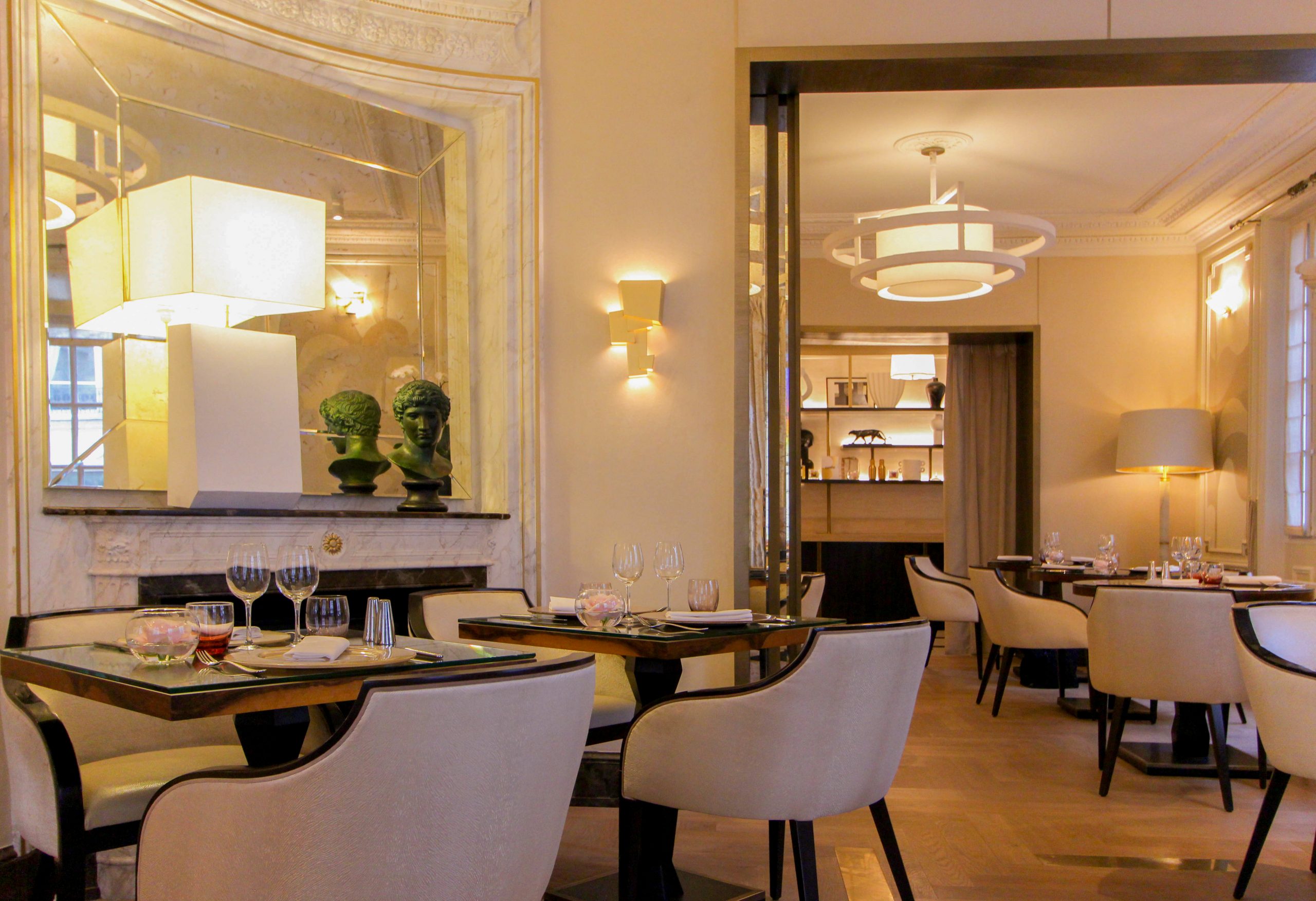 Lire la suite à propos de l’article Le Bayadère, l’adresse gastronomique raffinée de l’Hôtel Elysia*****, à deux pas des Champs Elysées
