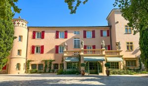 Lire la suite à propos de l’article Cent ans d’élégance, immersion au Pigonnet***** à Aix-en-Provence